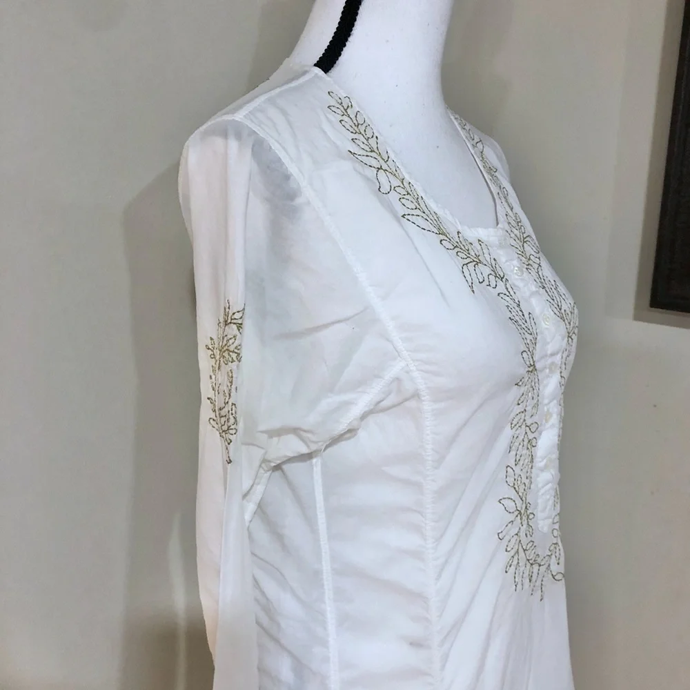 *J. CREW* White Embroidered Long Sleeve Top Size XS